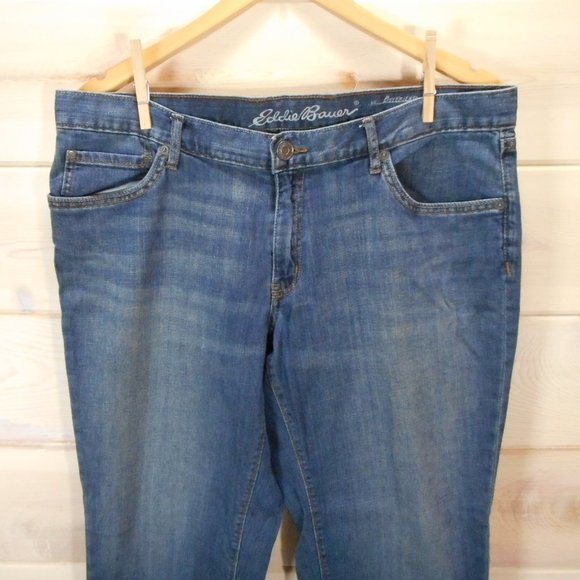 Eddie Bauer Women's Boyfriend Jeans - Slim Leg Weathered Indigo Gr. 12